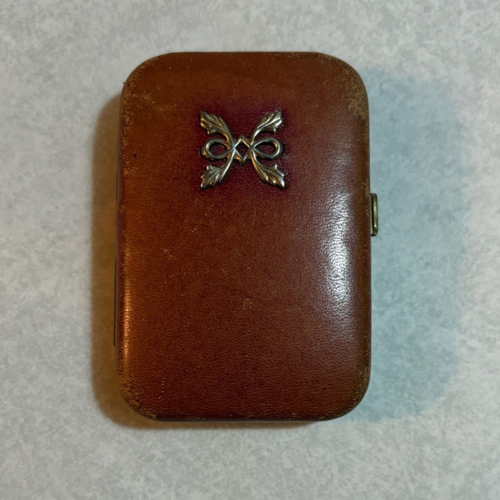 Vintage Buxton Key-Tainer Holder Case 4 Key Organizer